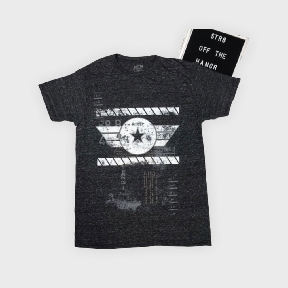 NWT Apt. 9 black onyx graphic tee